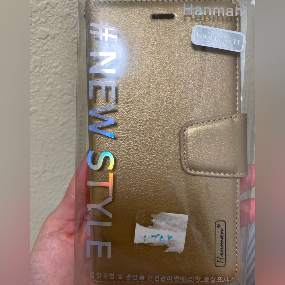 iPhone 11 wallet case